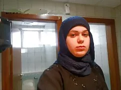 ロシアの女の子挿入キュウリに彼女の膣、下 ...