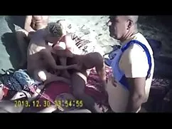 ルナライバル性と彼女のボーイフレンドの車 ...